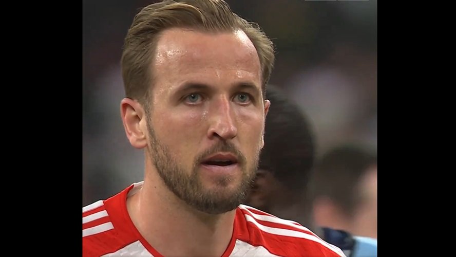 Harry Kane looks on in disbelief as Bayern lose further ground in Bundesliga title race through home defeat to Borussia Dortmund (Video)