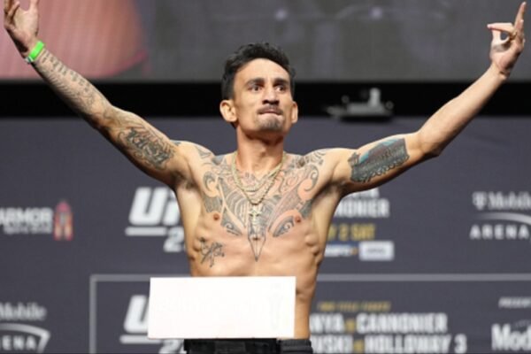 Max Holloway ready to prove the “naysayers” wrong at UFC 300 against Justin Gaethje: “One for the history books”