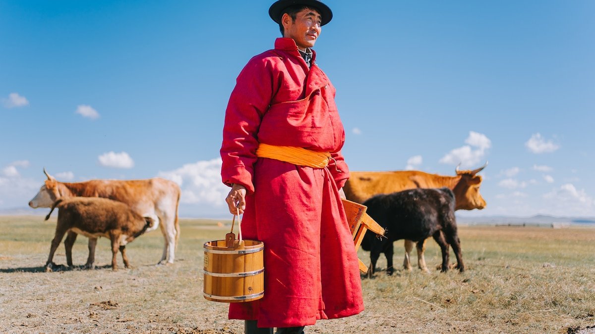 This author tells the story of crypto-trading Mongolian nomads