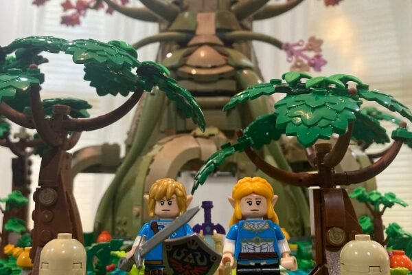 We Build LEGO Great Deku Tree, the First Legend of Zelda Set in LEGO History