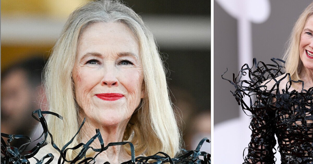 Catherine O’Hara’s Dress For the “Beetlejuice 2” Premier Is Dubbed a “Masterpiece,” and Leaves Fans in Awe