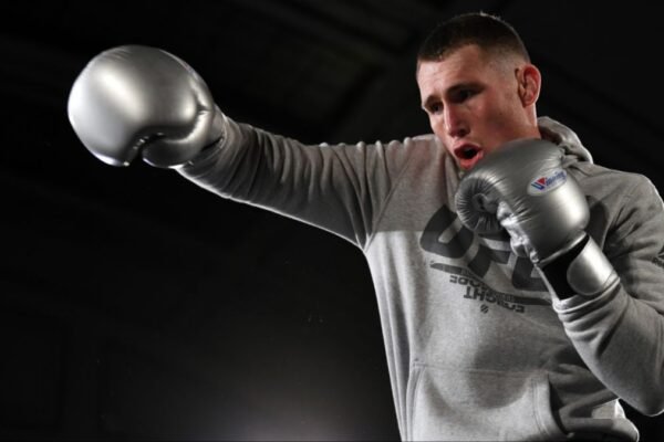 Darren Till claims he’ll kick Tommy Fury in the “face” if he’s losing in their boxing match