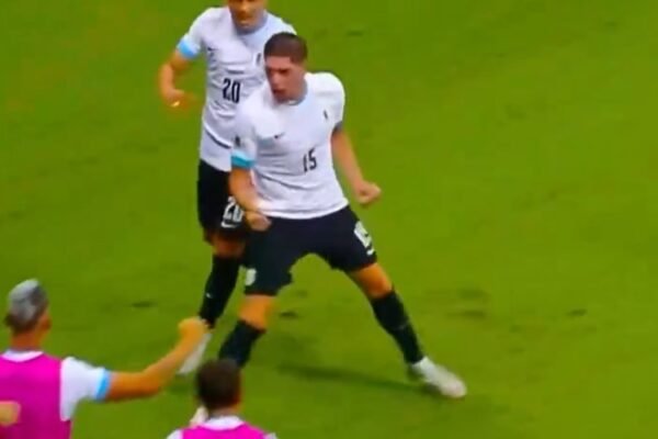 Fede Valverde scores fantastic goal as Uruguay hold Brazil to a draw in World Cup qualifier (Video)