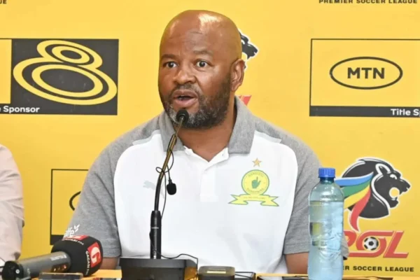 Sundowns: Manqoba responds to Teko and Hlompho