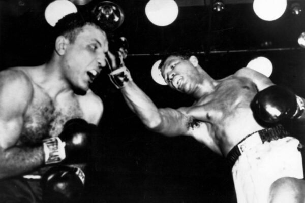 When Boxing Legend Sugar Ray Robinson Risked His Life to Deny Mafia Hitman’s Offer to Throw a Fight