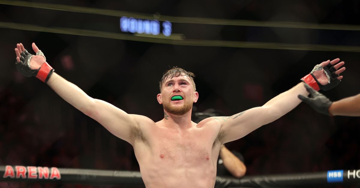 Darren Till faces Anthony Taylor on Jan. 18 at Misfits X Series 20 in Manchester