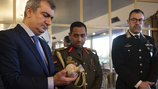 Stolen Iraqi artefacts returned from Italy