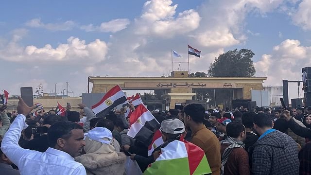 Thousands of Egyptians protest Trump’s suggestion of displacing Palestinians