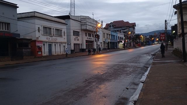 Panic in Bukavu as rebels take control of key airport in eastern Congo