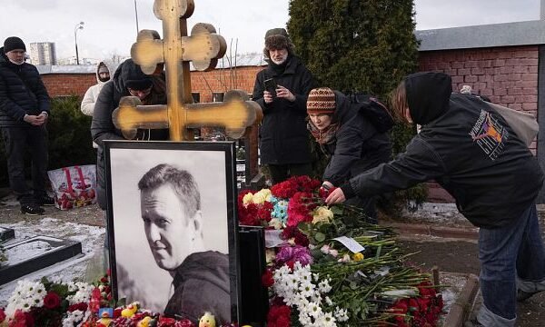 Russia: foreign ambassadors mark one-year anniversary of opposition leader Navalny’s death