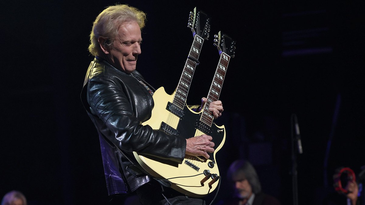 “I started the introduction for Tequila Sunrise, and was like, ‘Wait a minute. This feels like acid.’ I just felt like I’m leaving my body”: Former Eagles guitarist Don Felder speaks out after mid-performance medical emergency