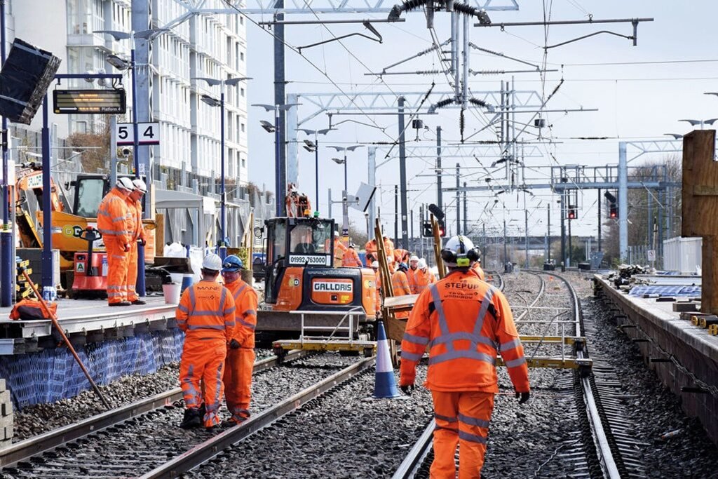 Job losses warning over pace of Network Rail spending