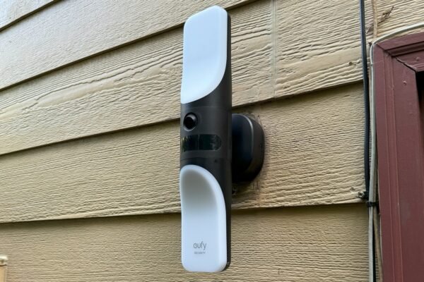 Eufy Wired Wall Light Cam S100 review: Pretty, but not powerful