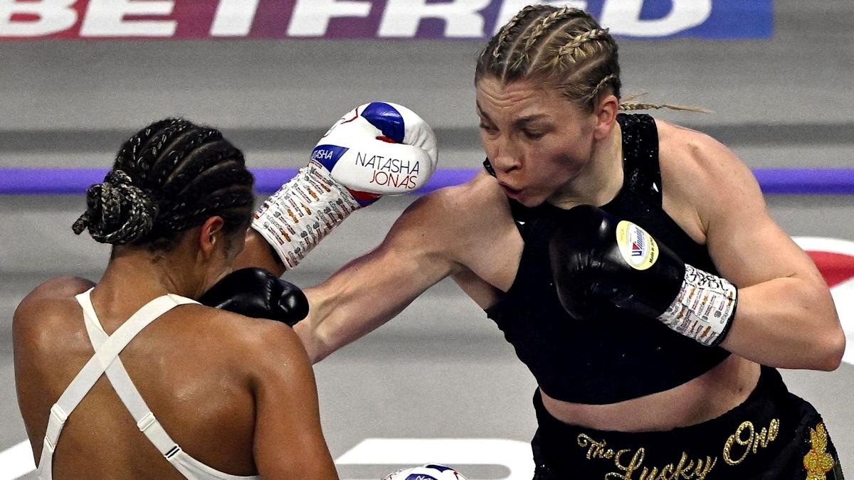 Opportunity knocks – women’s boxing can take centre stage