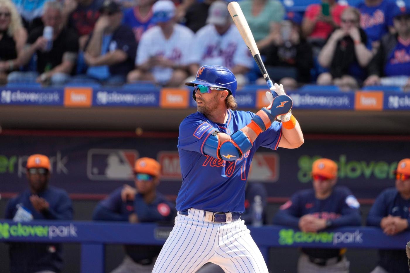 Jeff McNeil de los Mets comenzará la temporada en lista de lesionados por desgarro de oblicuo