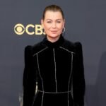 Ellen Pompeo Details “Uncomfortable” Grey’s Anatomy Sex Scene