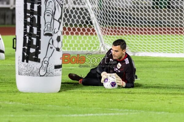 Kejebolan Lima Gol Lawan Australia, Patrick Kluivert Cadangkan Maarten Paes dan Mainkan Emil Audero