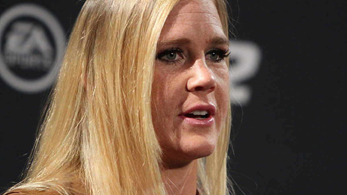 Holly Holm signs with Most Valuable Promotions for boxing return