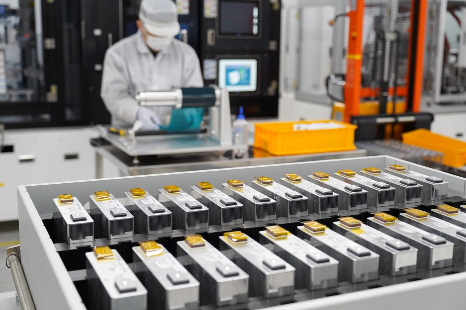 Cobalt and nickel-free electric car batteries boom in “good news” for rainforests