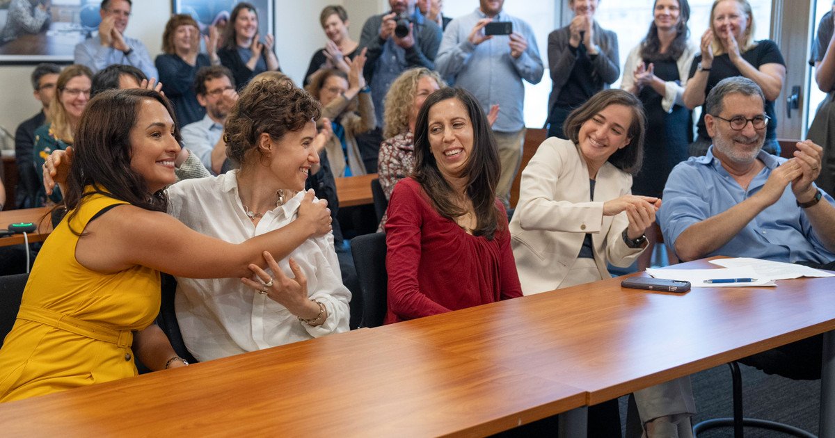 ProPublica Wins Pulitzer Prize for Public Service